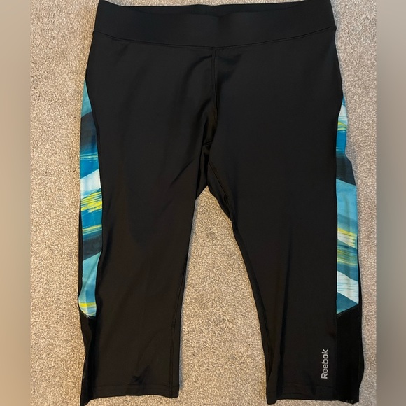 Women’s Reebok workout Capri pants - Picture 1 of 5